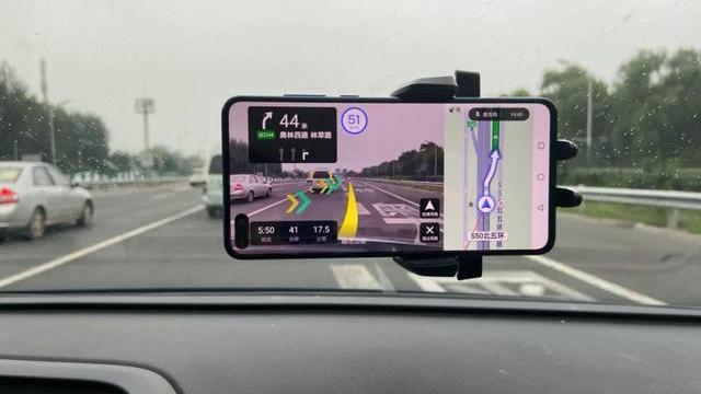 高德地图|导航软件免费给用户使用，是如何赚钱的？老司机说出了大实话