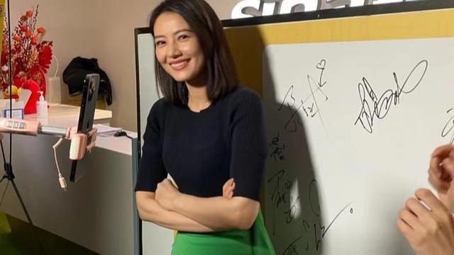 高圆圆|42岁高圆圆真实状态如何？看到生图，网友感慨不已