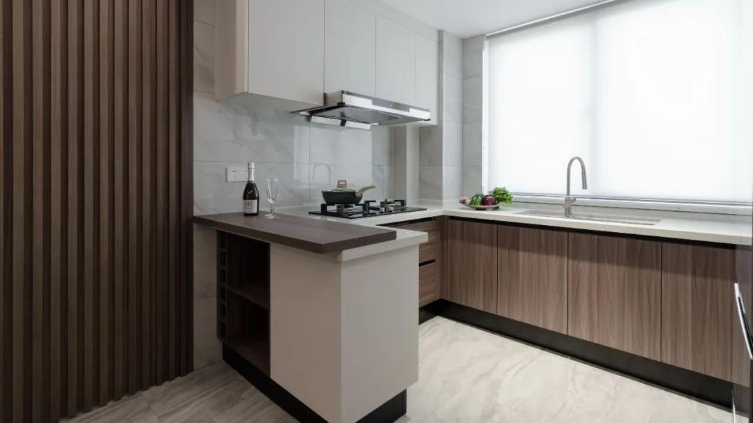 中飞海林国际140平米现代简约，这么大胆的用色你敢不敢？