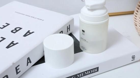 港股 换季的话水乳也该换换了！