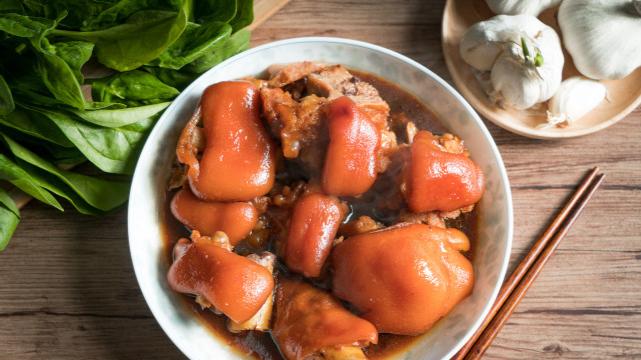 饮食|为什么血脂高的人，需要忌酒？肉和油也不能吃吗？看下专业的解答