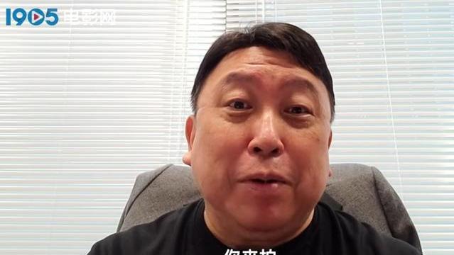 王晶|面对CCTV6的镜头，王晶把“无赖”的嘴脸演绎得淋漓尽致