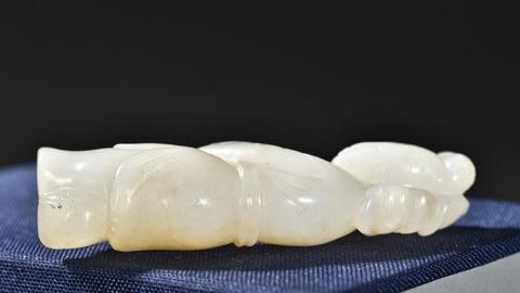 |清代 和田玉仕女雕件