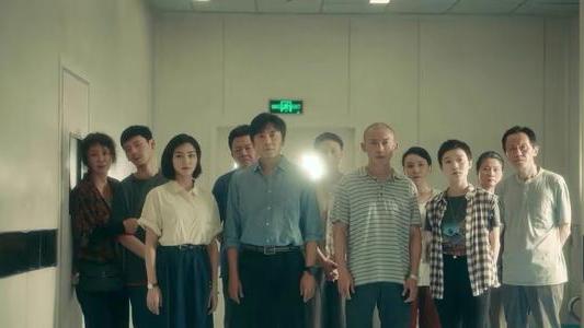 亲爱的小孩|《亲爱的小孩》：在悲情中死亡的小影，揭开了再婚家庭的无奈