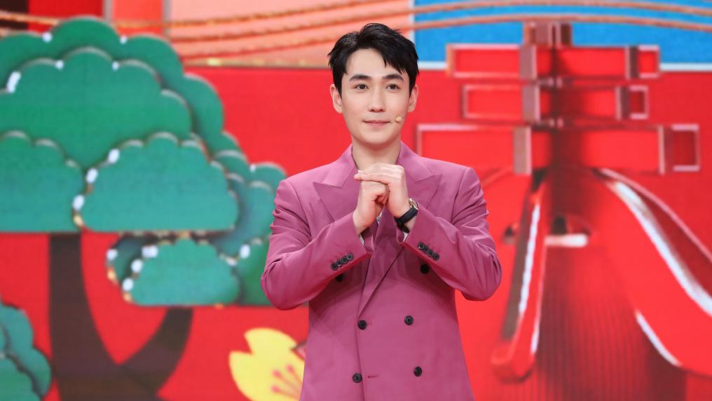 朱一龙|春晚如期上演，朱一龙工作室深夜送惊喜，小笼包迎不眠之夜