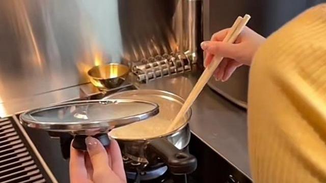 方媛|方媛晒家中厨房一角，细节满满都是高档货，网友：嫁对了人！