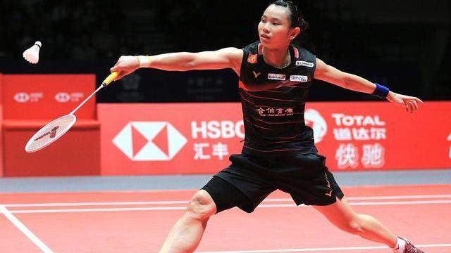 戴资颖|女单世界第1出局！戴资颖0：2不敌日本二流选手，因达农李梓嘉晋级