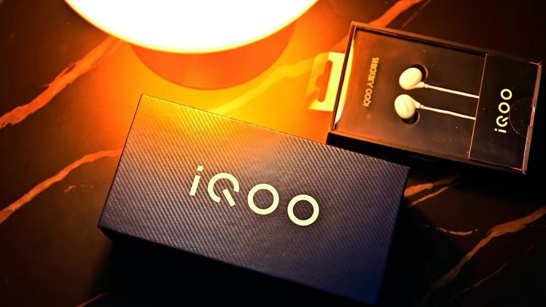 iqoo|iQOO诚意满满，性能铁三角+五千大电池，8+128GB版本跌至1459元