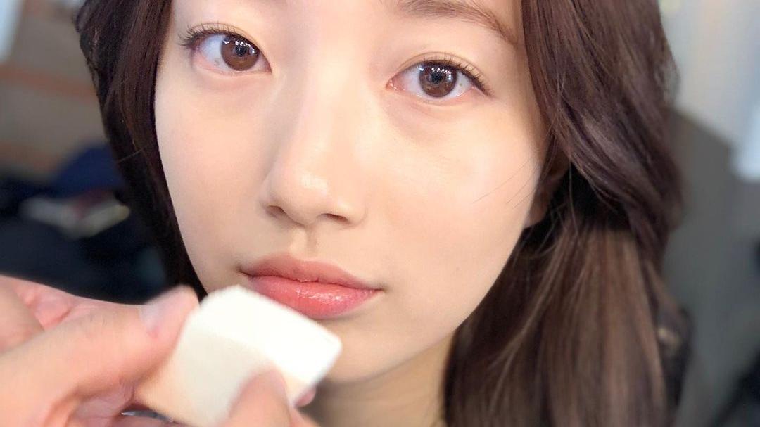 粉底液 忍痛入手专柜粉底液，却画不出高级妆感？解析不同粉底的上妆技巧