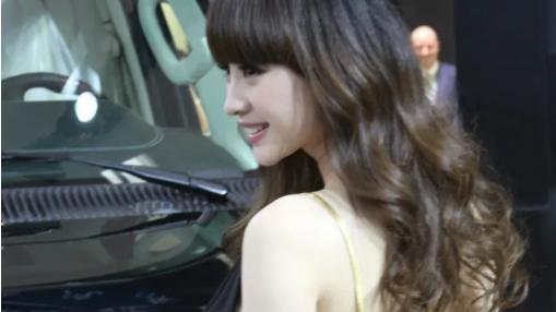 柳岩|隐忍6年柳岩终于出气了，被包贝尔逼到发毒誓，当年到底发生什么