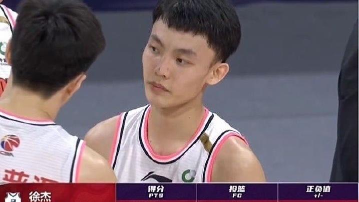 徐杰|广东2-0横扫浙江，徐杰冲上热搜第1！打破生涯新高，靓仔大爆发