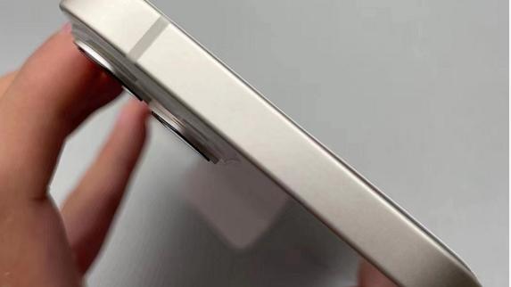 iPhone|网友贪便宜买美版无锁iPhone13，查询发现是监管机！