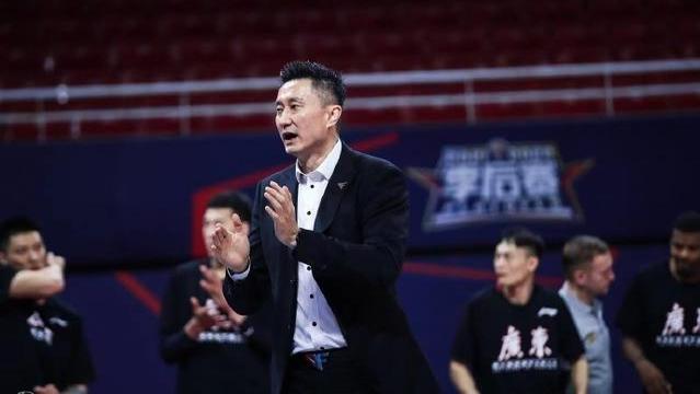 广东男篮|CCTV5直播！广东领衔8强揭幕战，三少缠斗吴前，杜锋真正考验来了