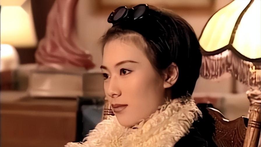 短发 天地男儿重播：戚其义天地系列短发美女，有人惊艳有人丑出新高度