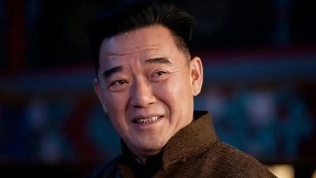 李立群|隔离出阴影来了？70岁李立群宣布解封后就退休，进山射箭种菜养猫