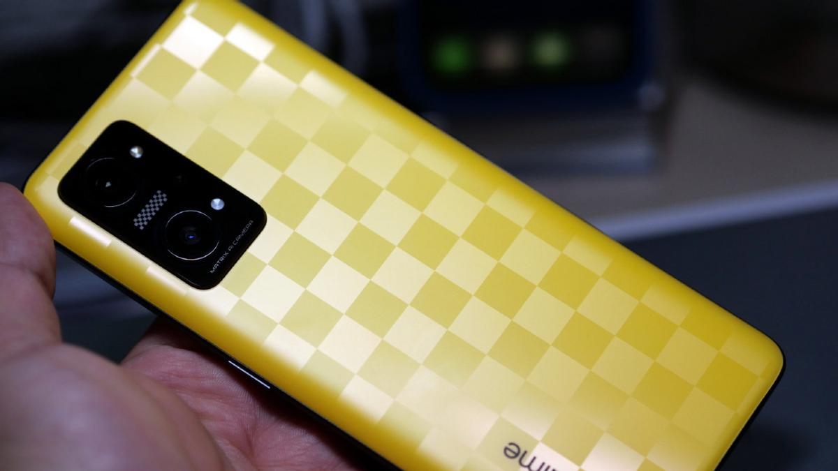 OPPO|OPPO千元市场多面手，骁龙870+80W快充，真正的“敢越级”