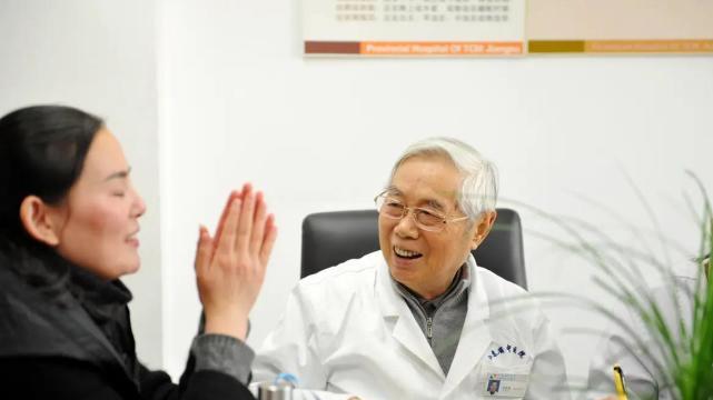 中风|国医大师夏桂成，90岁仍在出诊，他的养生秘籍，照着做，受益匪浅