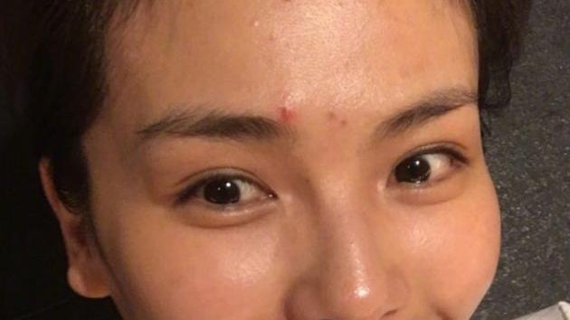 明星素颜 明星素颜出境充满尔虞我诈？有心机的偷偷化妆，老实人惨不容睹！