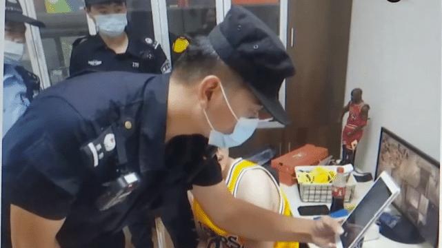 客服|网购退款不退货，买家用旧单号，客服介入竟也退款成功