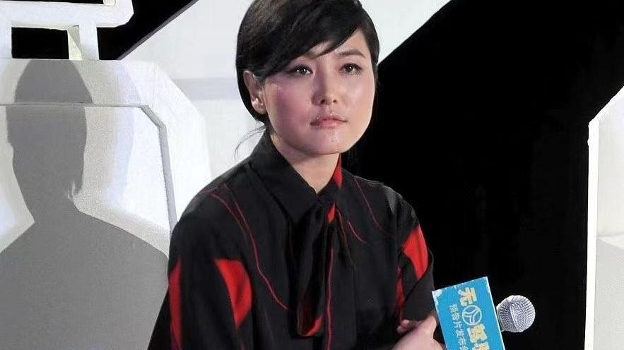 运动|林心如与张延同台气质被碾压，张延穿衬衫裙成熟大气，剪短发好美