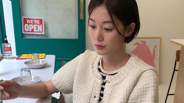 穿衣搭配|短发女生mookwa 简约舒适的穿搭风格