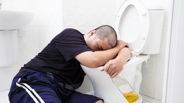 安宫牛黄丸|一年出入2500次，有多少人在冒着生命危险上厕所？尽量避免这6事