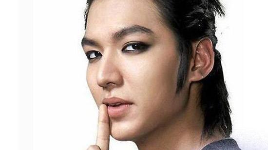 电影|比拍电影还来钱，来一次大陆带一个亿回家