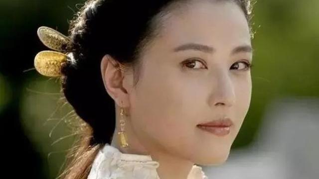 明星|过气中老年明星窘境：猛拍烂片、县城走穴，大多为钱折了腰