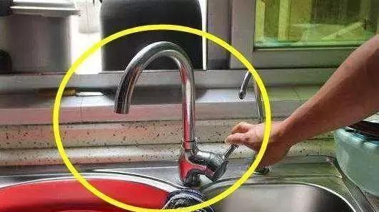 一位住顶楼的网友的亲身经历：换房说什么也不再买顶楼