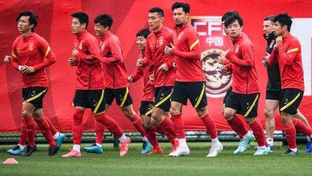 独行侠|女足横扫韩国队夺冠后，中国足协做法引爆质疑，陈戌源麻烦大了