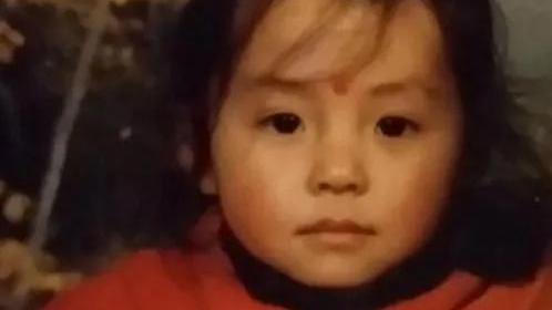 张靓颖|张靓颖的狗血情史：18岁遇见37岁的冯轲，在一起16年从未看清对方