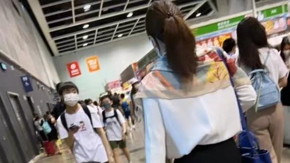 粉色|郭晶晶大女儿霍中妍，扎公主发穿粉裙很甜美