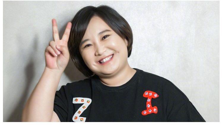 杨幂|娱乐圈“名人榜”揭晓，杨幂排在贾玲后面，第一名才22岁