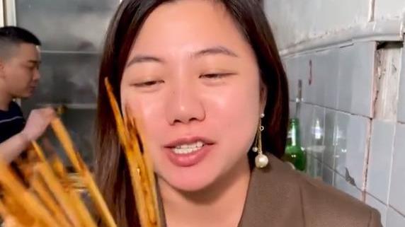 浪胃仙|浪胃仙断更23天，游絮开始被流量反噬，网友：看你吃没食欲