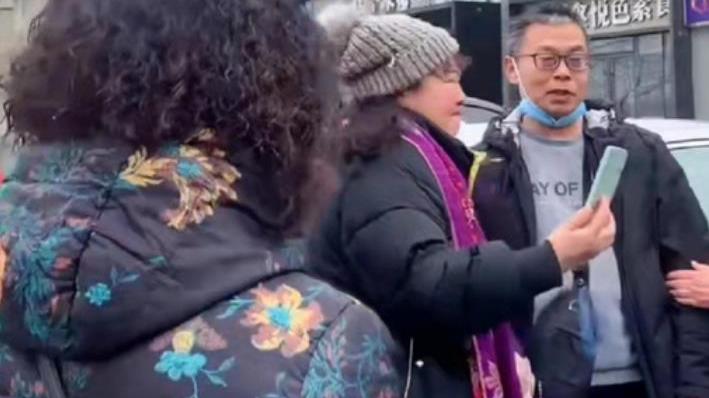 许敏|姚策亲戚嘲讽许妈姚爸，称许敏是在炒作人设，期待大家清醒过来