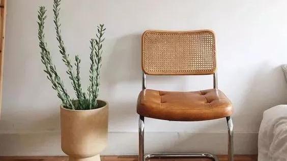 客厅地板就该这么铺，邻居纷纷上门参观，耐看又大方