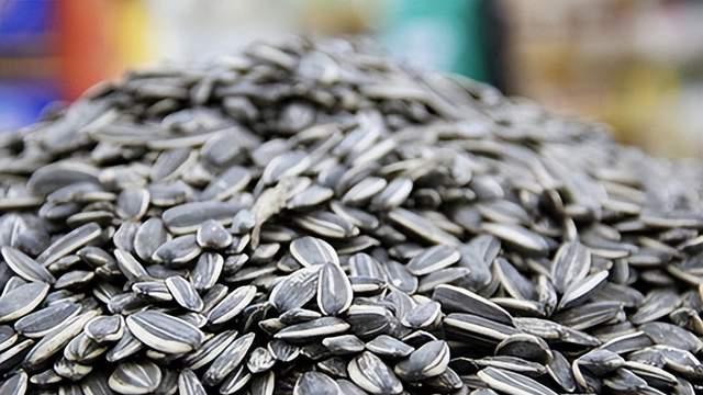 叶酸|研究证实：预防脑梗、老年痴呆，补充叶酸至关重要，多吃4种食物