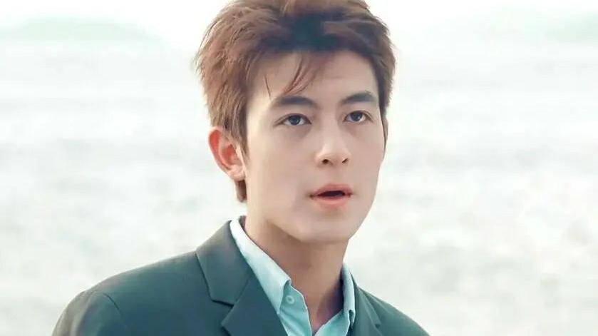 陈冠希|论痞帅有气质，只服这10位！长着一张“花心”脸，帅得漫不经心