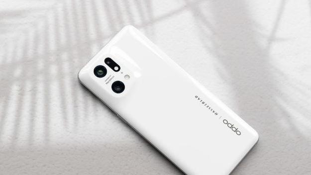 OPPO|这三款颜值超高的手机，每一款都符合年轻用户的心