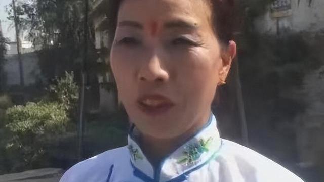 求职|河南一职业哭丧女：每年哭80场，磕头数千次，每场能挣800元纪实