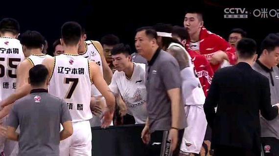 付豪|太强硬！付豪12+3弹无虚发赛前发言并非大话辽二阵38-0吊打广东