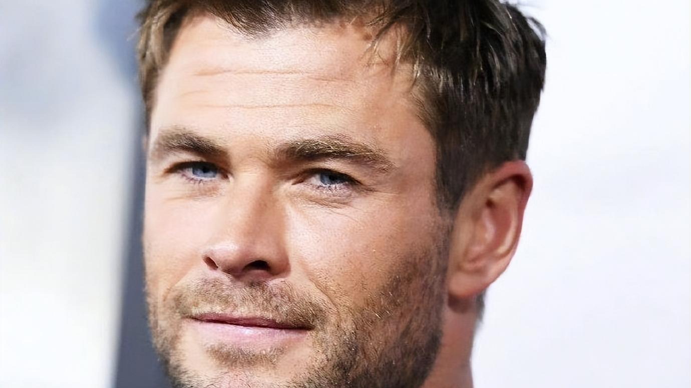 吴安雅|女巫女主安雅太火了，出演疯狂的麦克斯4前传，网友：安雅real火