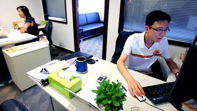 90后|90后出现“摆烂”怪象，领导进退两难，回报和付出不成正比