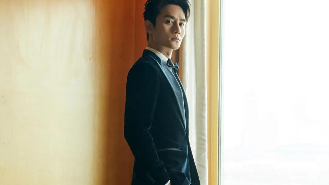 穿衣搭配|一周男星穿搭丨都是黑西装，他们就穿得不一般