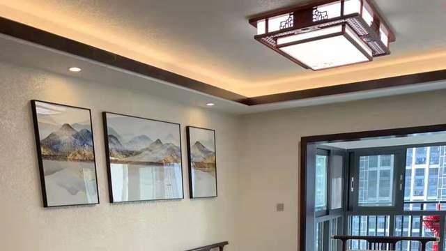 新中式家具散发着唯美的气韵，优雅含蓄