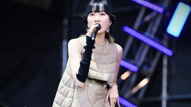 这!就是街舞|《送一百位女孩回家》：阿肆谈事业，歌火人不火就是“爽”！