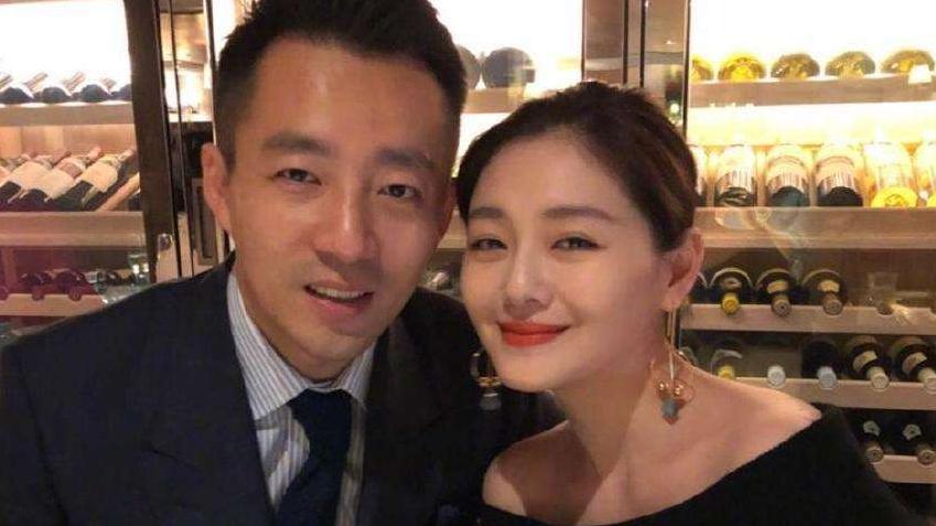 大S|46岁大S当妈了还恋爱脑？没见面就结婚，具俊晔黑料多再婚被看衰