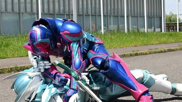 令和|外国粉丝锐评令和假面骑士三部作品 revice综合评价还不如01