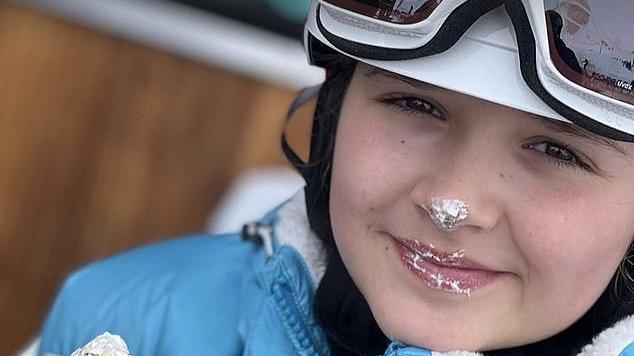 景甜|贝克汉姆带儿女去滑雪，胡子拉碴显沧桑，又吻了10岁小七的嘴唇