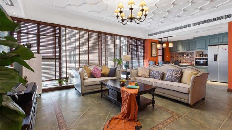 热爱旅行的女主人，选择中西结合的家装风格，创造独特的家